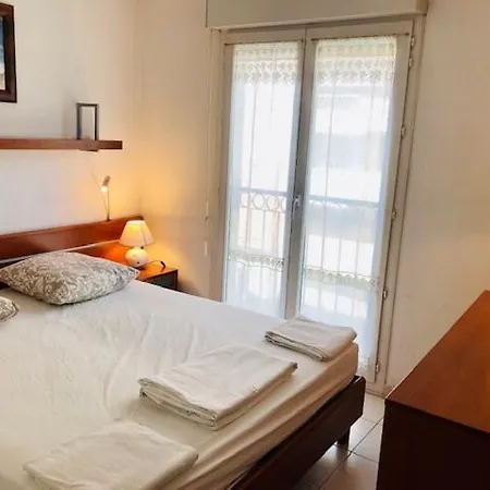 Palais Des Domes Avec Piscine 아파트 *