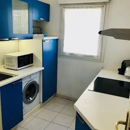 Palais Des Domes Avec Piscine *